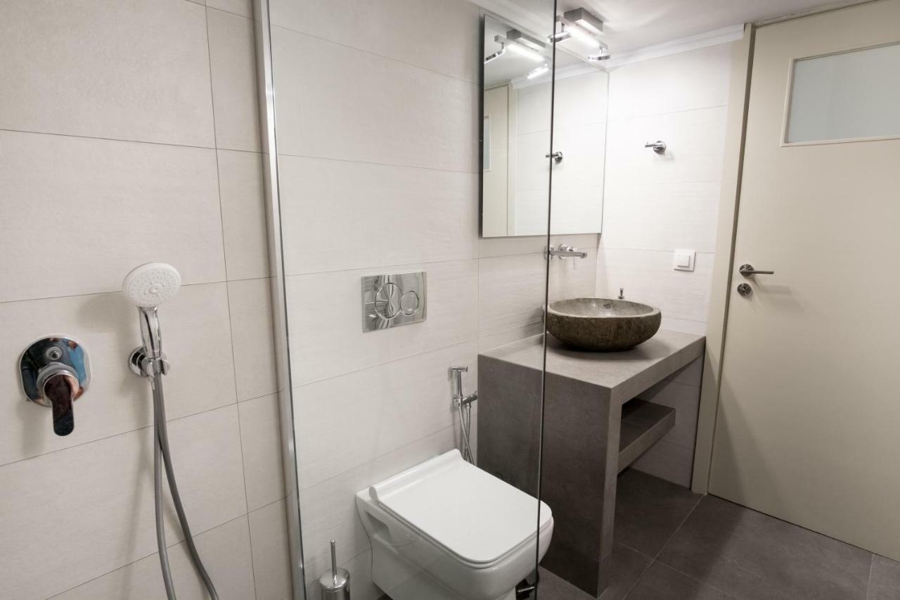 Comfy Apartment Of 104 M² Near Metro! Athens Exterior photo