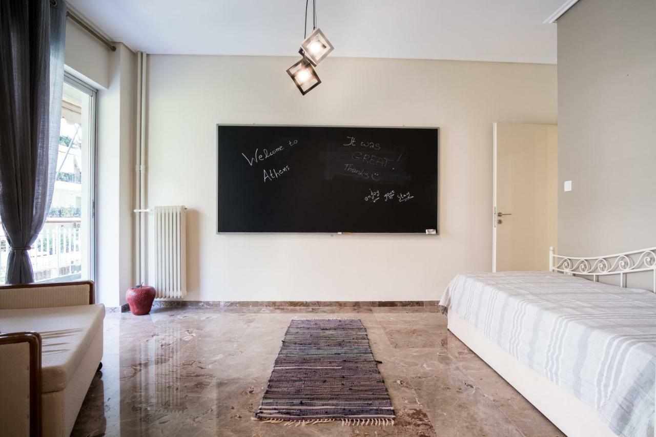 Comfy Apartment Of 104 M² Near Metro! Athens Exterior photo