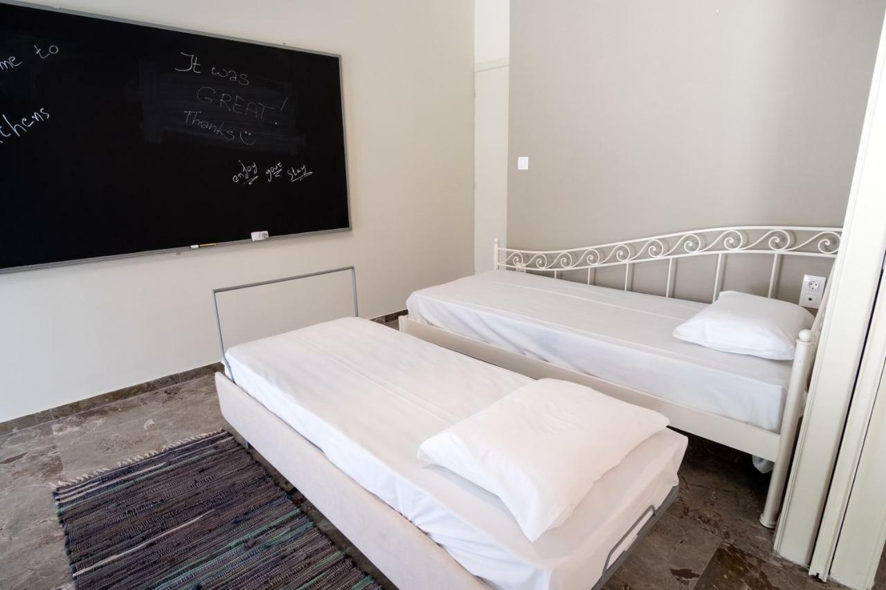 Comfy Apartment Of 104 M² Near Metro! Athens Exterior photo