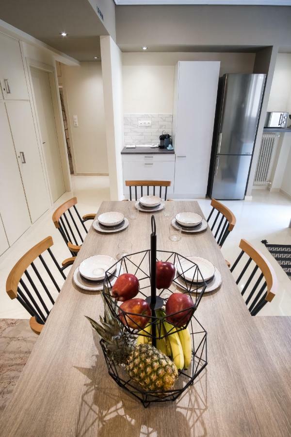 Comfy Apartment Of 104 M² Near Metro! Athens Exterior photo